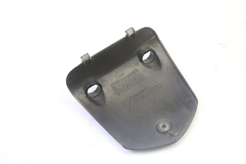 photo de COUVRE GUIDON PIAGGIO MP3 500 (2011 - 2015)