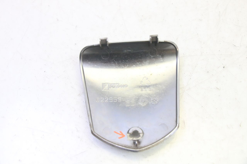 photo de COUVRE GUIDON  PIAGGIO MP3 RL 250 (2007 - 2010)