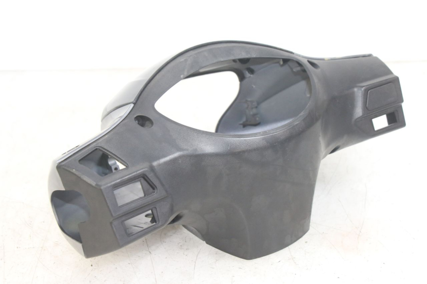 photo de COUVRE GUIDON PEUGEOT TWEET 4T 50 (2014 - 2019)