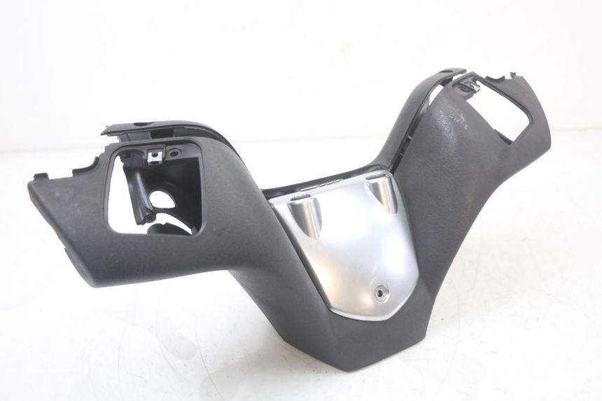 photo de COUVRE GUIDON PIAGGIO MP3 LT 400 (2007 - 2012)