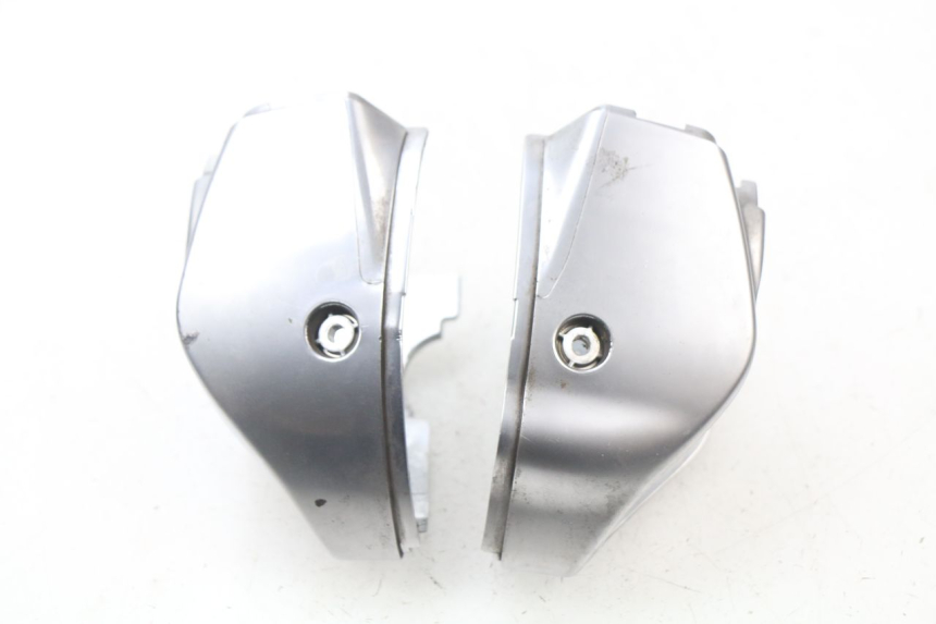 photo de COUVRE GUIDON  PIAGGIO PRIMAVERA 125 (2013 - 2021)