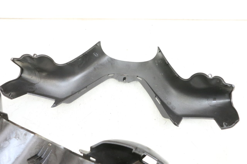 photo de COUVRE GUIDON  PIAGGIO X9 125 (2000 - 2003)