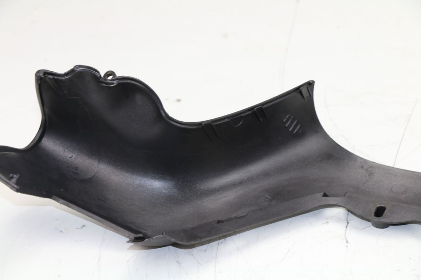 photo de COUVRE GUIDON PIAGGIO X9 EVOLUTION 125 (2003 - 2007)