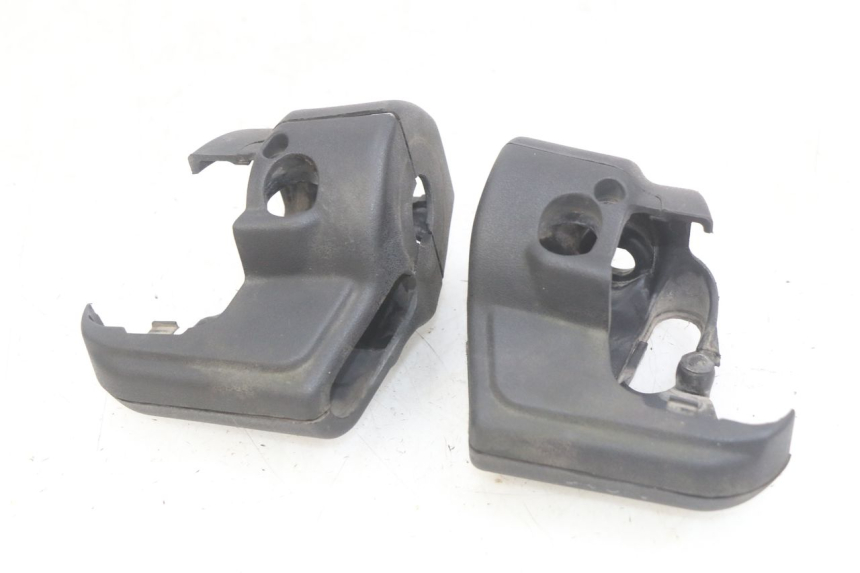 photo de COUVRE GUIDON APRILIA SCARABEO LIGHT 125 (2007 - 2011)