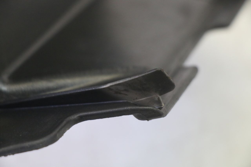 photo de COUVRE GUIDON  APRILIA SR R 2T LC 50 (2018 - 2021)