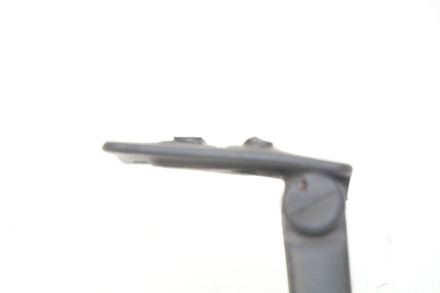 photo de CROCHET SAC MBK BOOSTER SPIRIT NAKED 50 (2004 - 2017) - Détail de la pièce