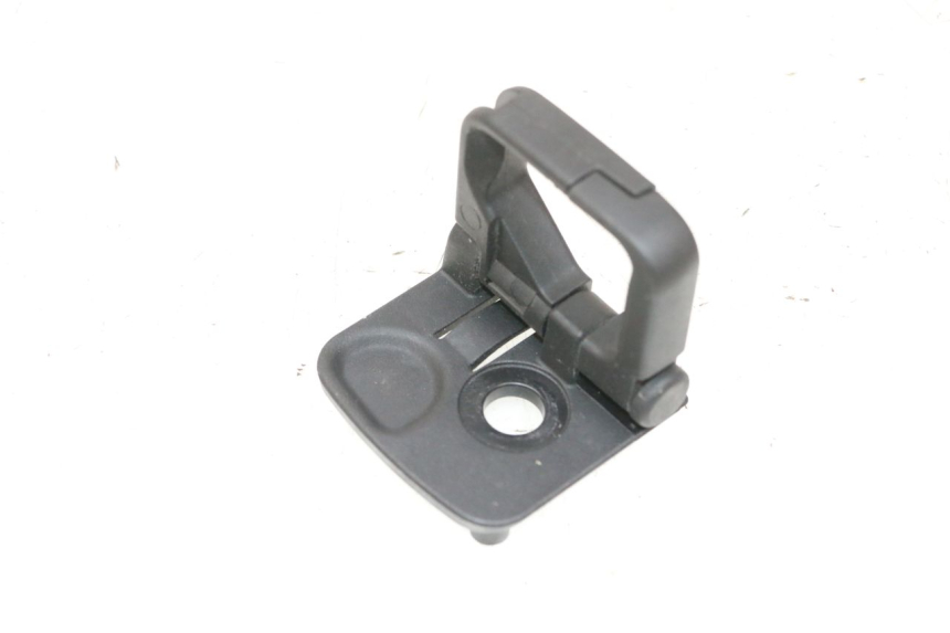 photo de CROCHET SAC YAMAHA NEO'S CORE 1 (2022 - 2026) - Détail de la pièce