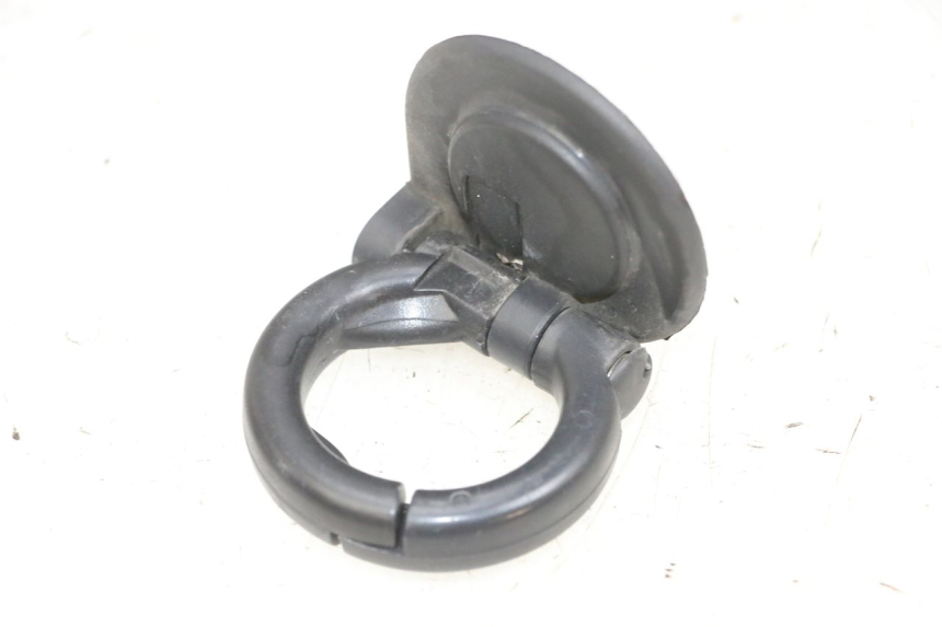 photo de CROCHET SAC PIAGGIO NEW TYPHOON 50 (2018 - 2021) - Zoom état d’usage