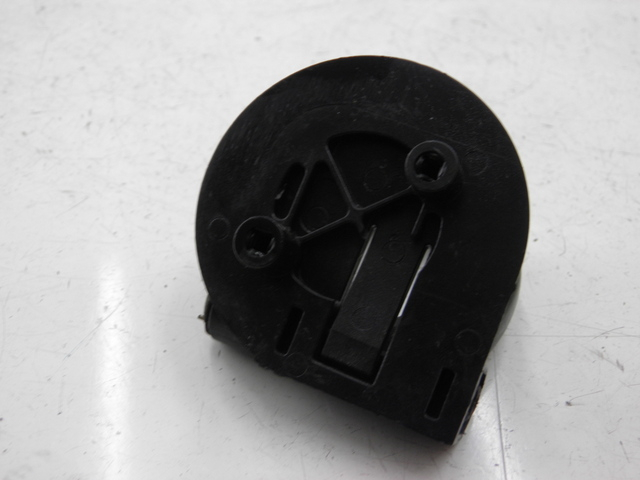 photo de CROCHET SAC PIAGGIO BEVERLY 125 (1998 - 2005)