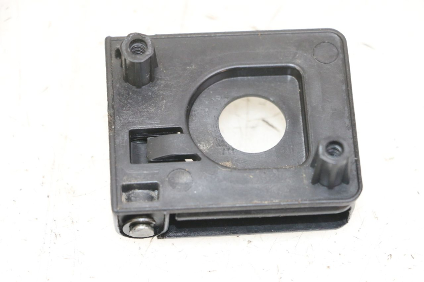 photo de CROCHET SAC PEUGEOT STREETZONE I 2T 50 (2018 - 2020)