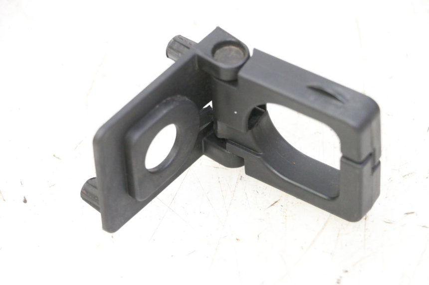 photo de CROCHET SAC PEUGEOT STREETZONE I NAKED 2T 50 (2018 - 2020)