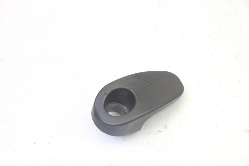 photo de CROCHET SAC PEUGEOT TWEET PRO CARGO 50 (2018 - 2020)