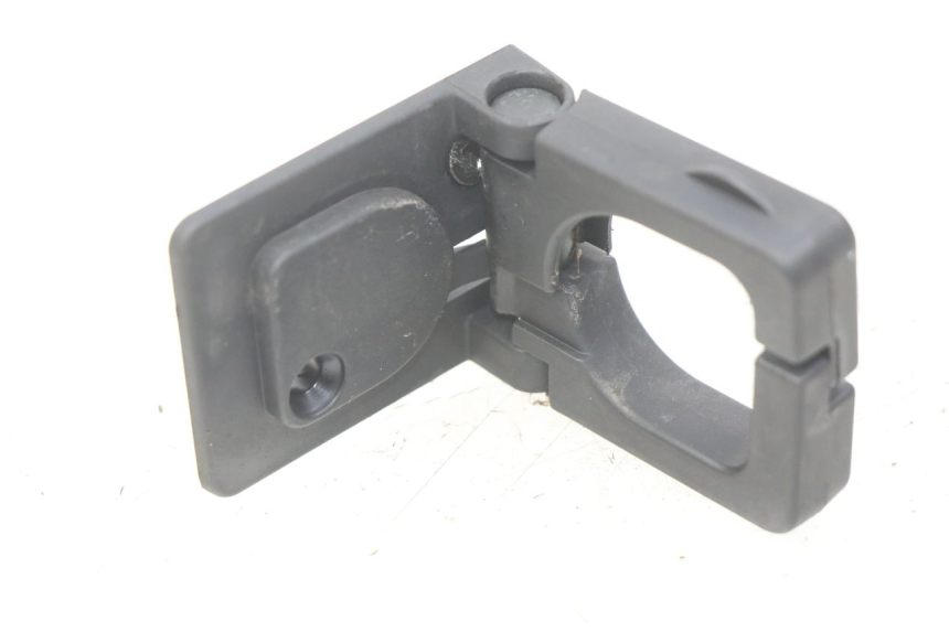 photo de CROCHET SAC PEUGEOT VIVACITY NEW 4T 50 (2008 - 2017)