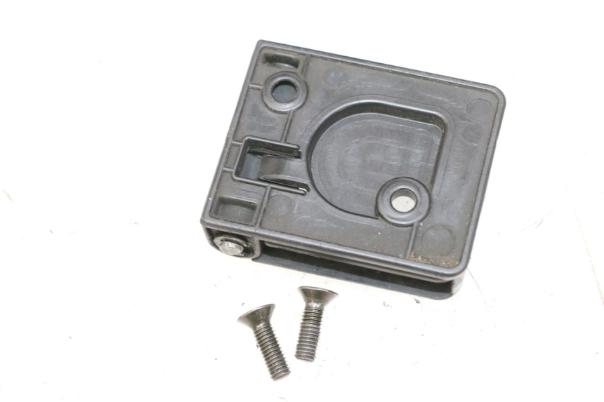 photo de CROCHET SAC PEUGEOT VIVACITY NEW 4T 50 (2008 - 2017)