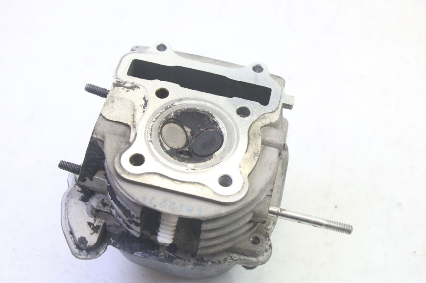 photo de CULASSE KYMCO AGILITY 16+ 4T 50 (2018 - 2023) - Gros plan technique