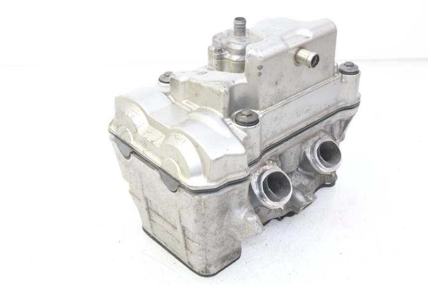 photo de CULASSE ARRIERE HONDA VFR FI RC46 800 (1998 - 2001)