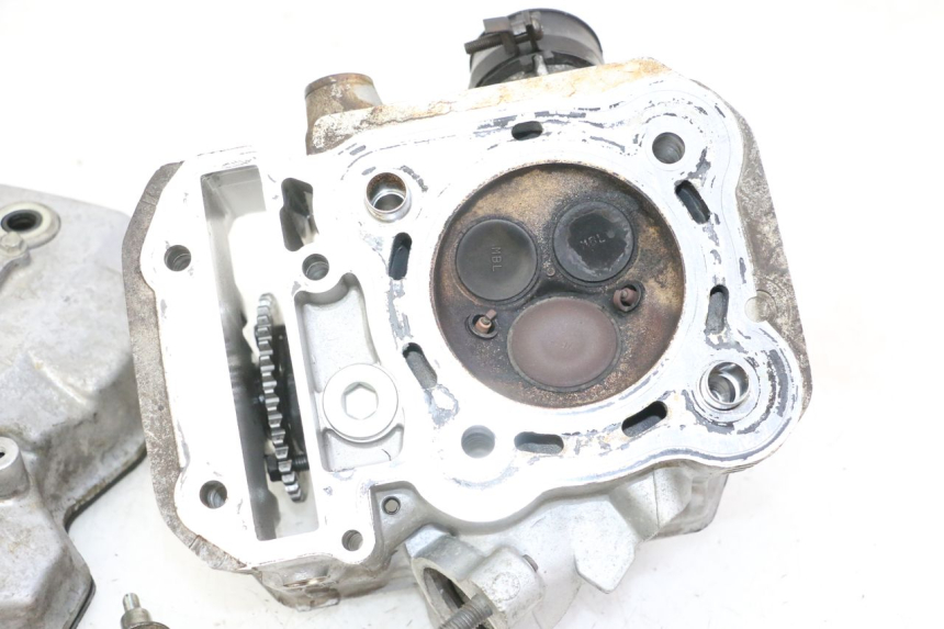 photo de CULASSE ARRIERE HONDA NTV DEAUVILLE 650 (2001 - 2006)