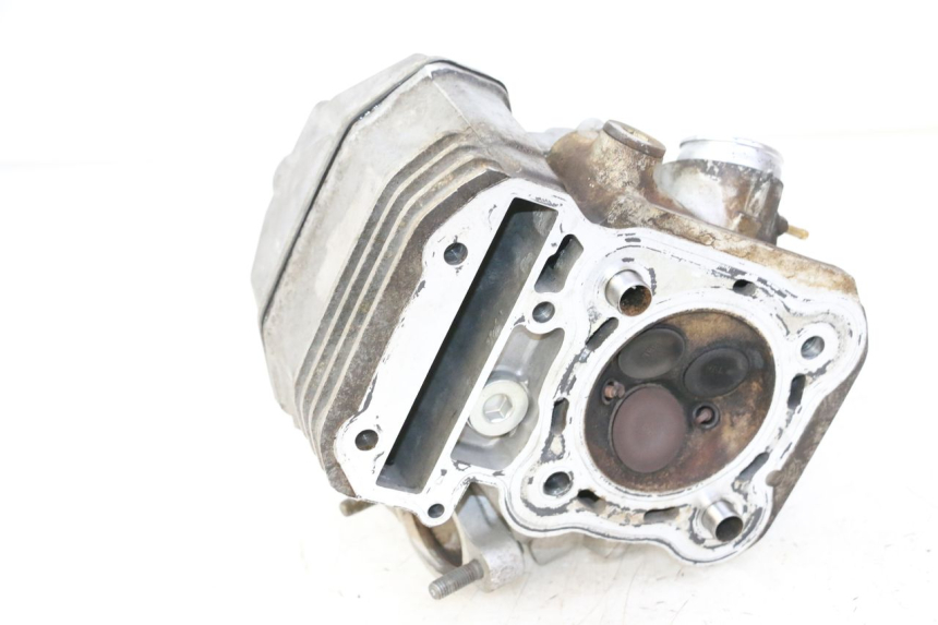 photo de CULASSE ARRIERE HONDA NTV DEAUVILLE 650 (2001 - 2006)