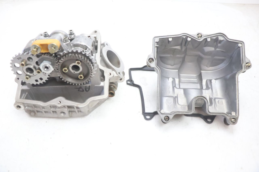 photo de CULASSE ARRIERE CAN-AM SPYDER RS 1000 (2008 - 2012) - Vue principale
