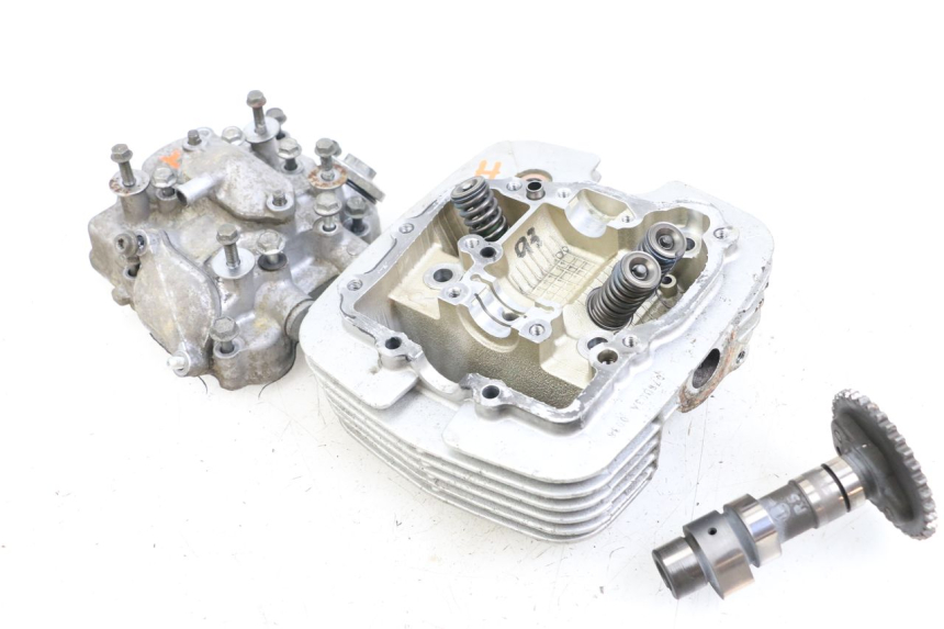 photo de CULASSE ARRIERE SUZUKI VL INTRUDER 125 (2004 - 2007)