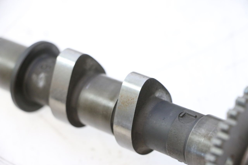 photo de CULASSE ARRIERE SUZUKI SV S 650 (2003 - 2009) - Détails caractéristiques