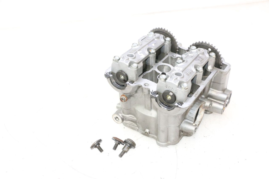 photo de CULASSE ARRIERE SUZUKI SV S 650 (2003 - 2009) - Gros plan technique