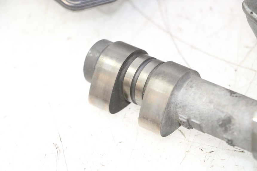 photo de CULASSE ARRIERE HONDA VFR FI RC46 800 (1998 - 2001) - Zoom état d’usage