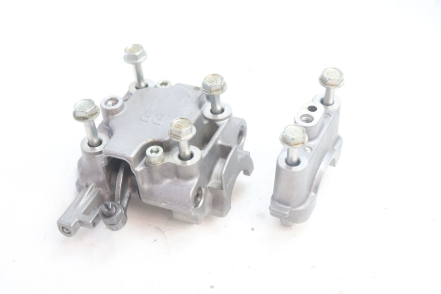 photo de CULASSE ARRIERE HONDA XLV VARADERO 125 (2007 - 2012) - Détail de la pièce