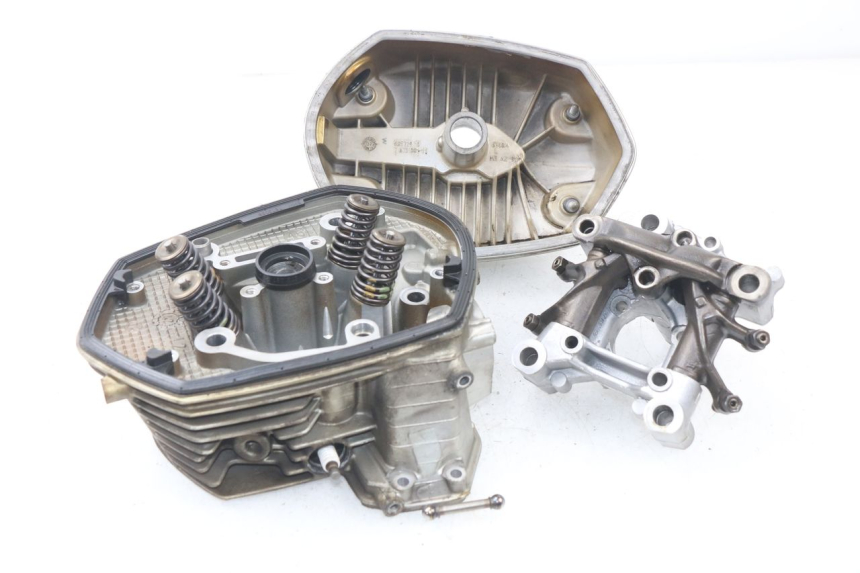 photo de CULASSE AVANT BMW R GS 1200 (2005 - 2007)