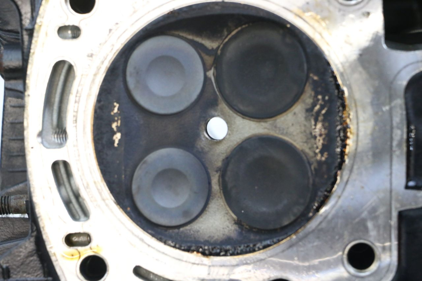 photo de CULASSE AVANT MOTO GUZZI NORGE 8V GT 1200 (2011 - 2016) - Zoom état d’usage