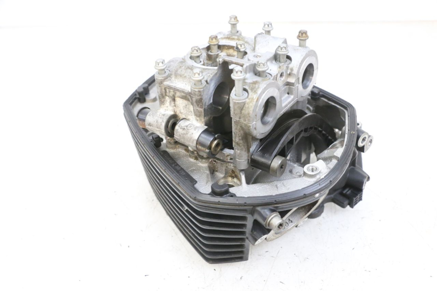 photo de CULASSE AVANT BMW R RT ABS 1200 (2010 - 2014) - Focus structure