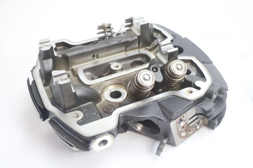 photo de CULASSE AVANT HARLEY DAVIDSON ROAD GLIDE FLTRXSE 1920 (2018 - 2022) - Zoom état d’usage
