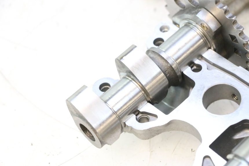 photo de CULASSE AVANT CAN-AM SPYDER RS 1000 (2008 - 2012) - Photo complémentaire
