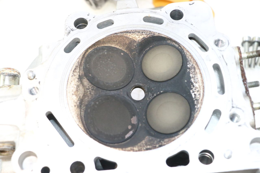 photo de CULASSE AVANT CAN-AM SPYDER RS 1000 (2008 - 2012) - Autre angle de vue