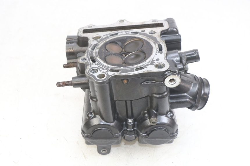 photo de CULASSE AVANT SUZUKI SV N 650 (1999 - 2002)