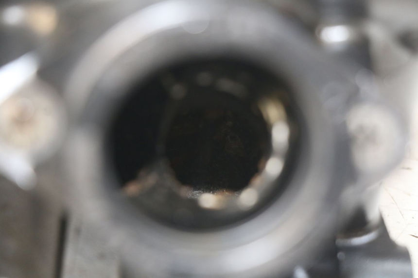 photo de CULASSE AVANT SUZUKI SV N 650 (1999 - 2002)