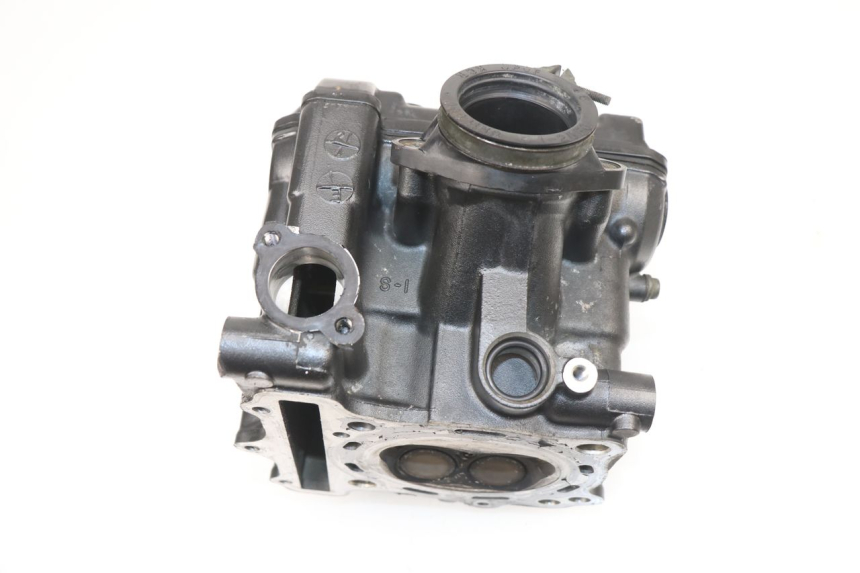 photo de CULASSE AVANT SUZUKI SV S 650 (1999 - 2002)