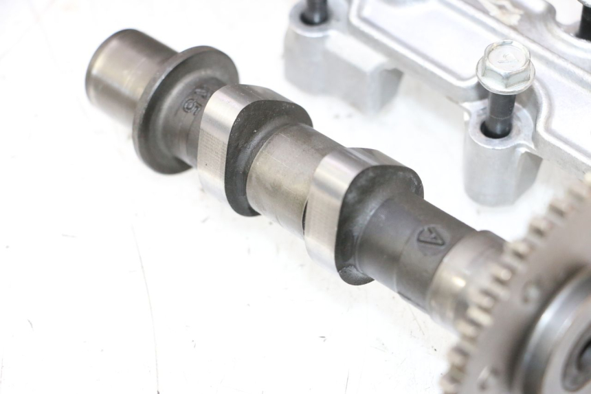 photo de CULASSE AVANT SUZUKI SV S 650 (1999 - 2002) - Zoom qualité