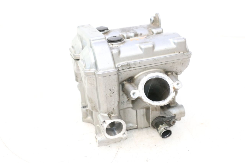 photo de CULASSE AVANT SUZUKI SV S 650 (1999 - 2002) - Points de fixation