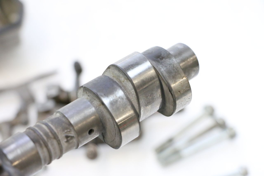 photo de CULASSE AVANT HONDA XRV AFRICA TWIN 750 (1990 - 1992) - Vue produit