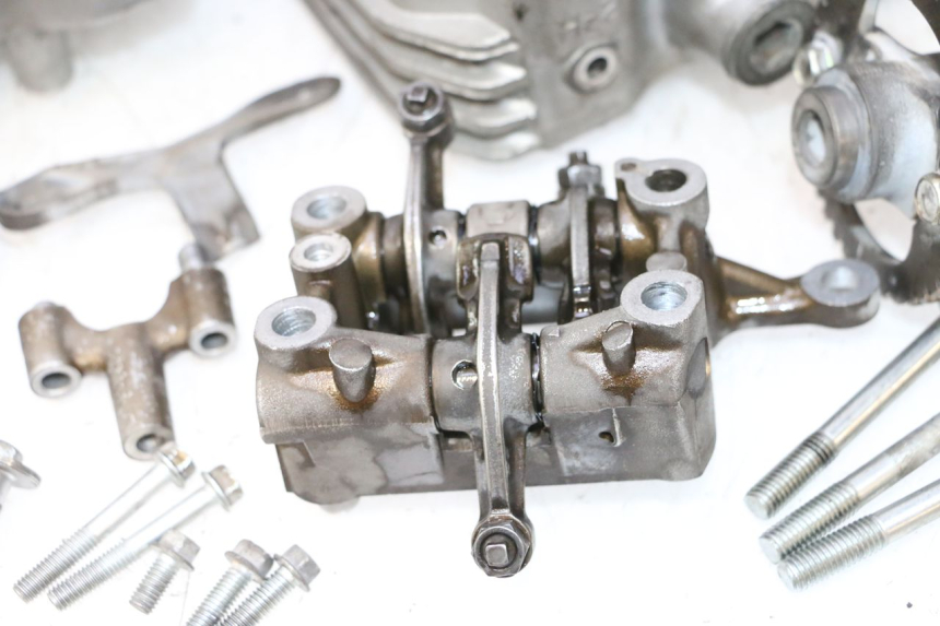 photo de CULASSE AVANT HONDA XRV AFRICA TWIN 750 (1990 - 1992) - Angle alternatif