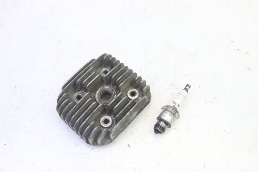 photo de CULASSE MBK BOOSTER SPIRIT 50 (2004 - 2017) - Vue principale