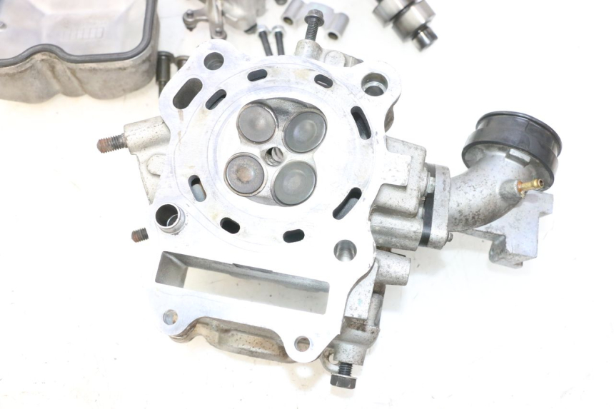 photo de CULASSE SUZUKI BURGMAN 125 (2007 - 2014) - Autre angle de vue