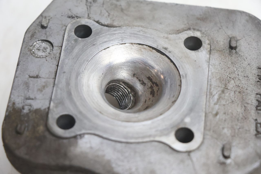 photo de CULASSE PEUGEOT BUXY 50 (1993 - 1998) - Points de fixation