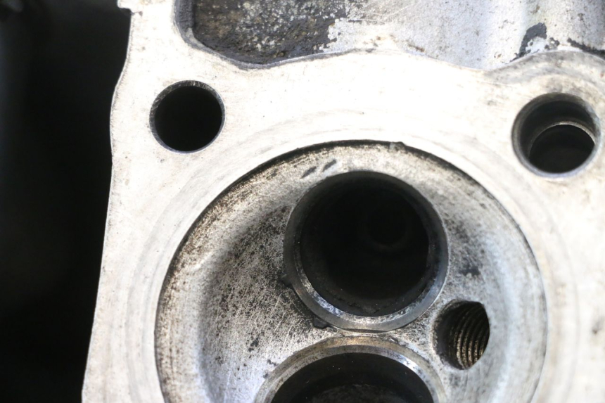 photo de CULASSE HONDA CB TWO FIFTY 250 (1991 - 2002) - Zoom qualité