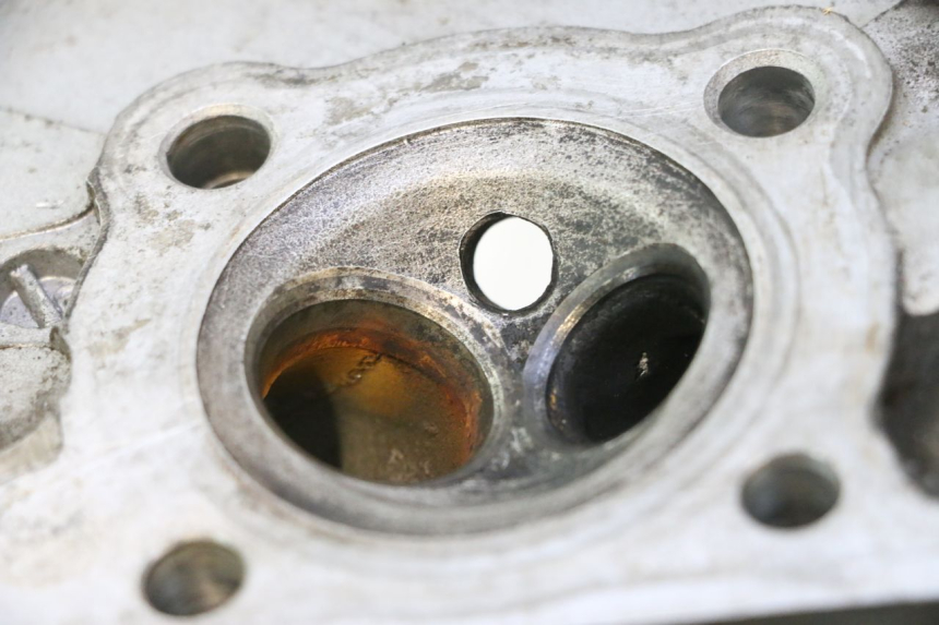 photo de CULASSE HONDA CB TWO FIFTY 250 (1991 - 2002) - Vue principale