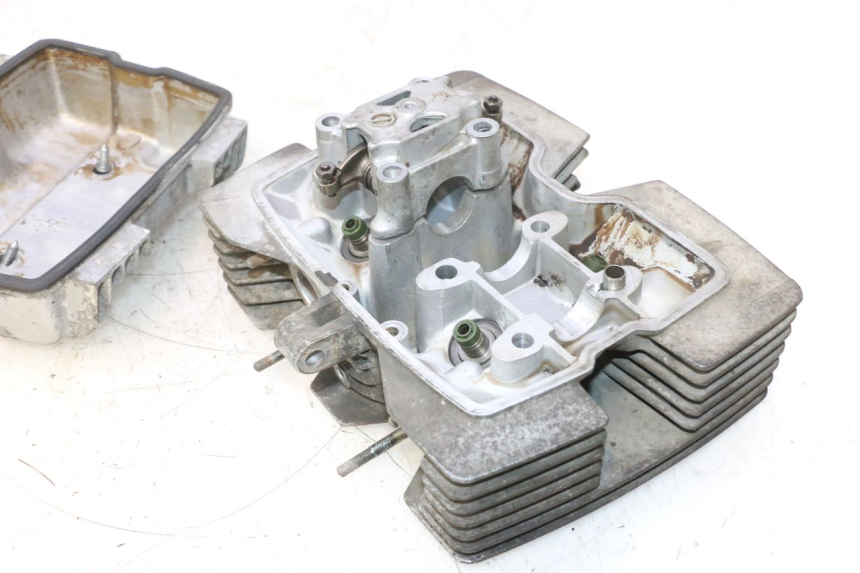 photo de CULASSE HONDA CB TWO FIFTY 250 (1991 - 2002) - Points de fixation
