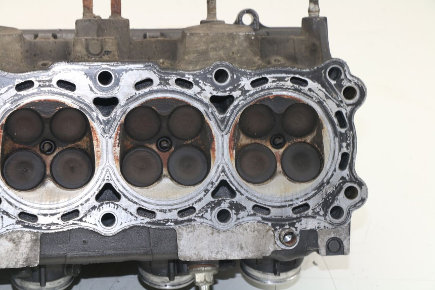 photo de CULASSE HONDA CBF N 600 (2004 - 2007)