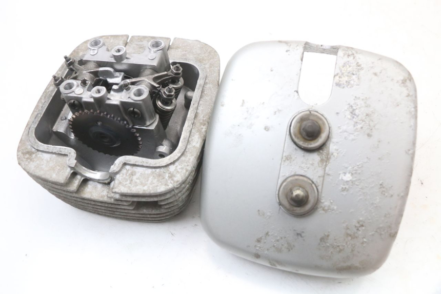 photo de Cylinder head DAELIM VL DAYSTAR 125 (2000 - 2011)