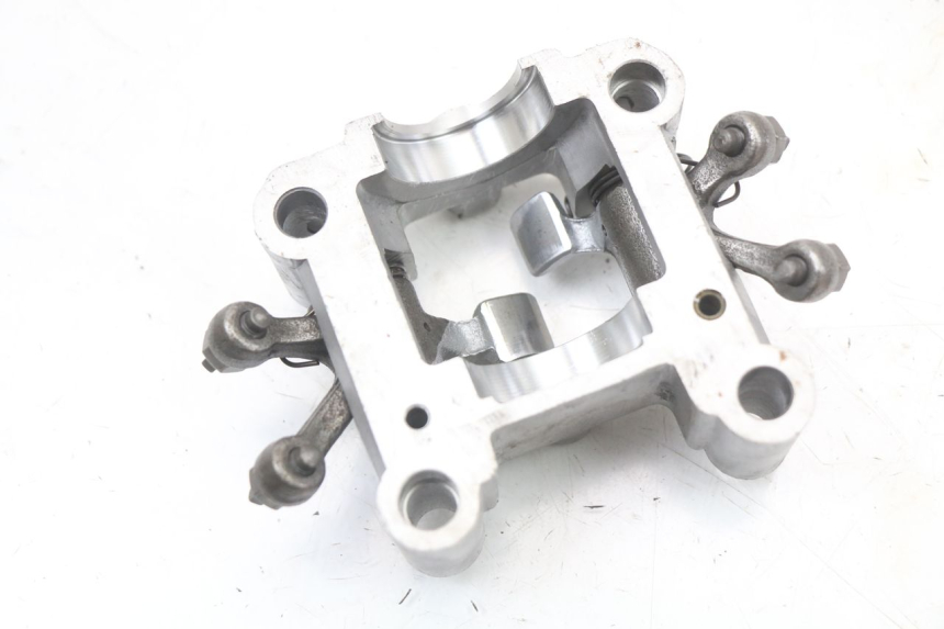 photo de Cylinder head DAELIM VL DAYSTAR 125 (2000 - 2011)
